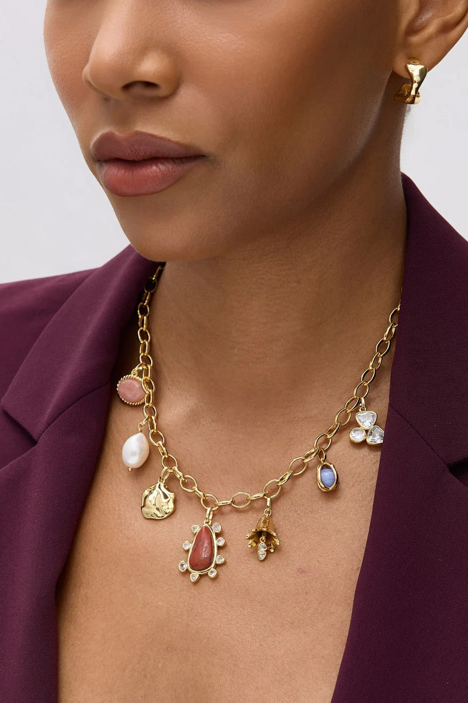 ARLET CHARM NECKLACE- GLD MULTI